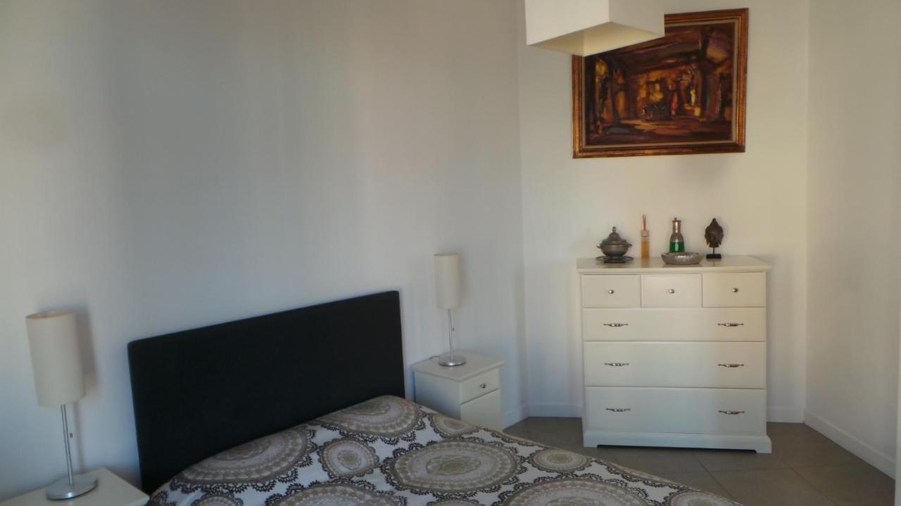 Apartamento 2 Pieces, Centre Ville, 50 Metres Plages Et Mer.